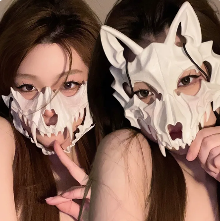 Wolf Shaped Mask/Mouth